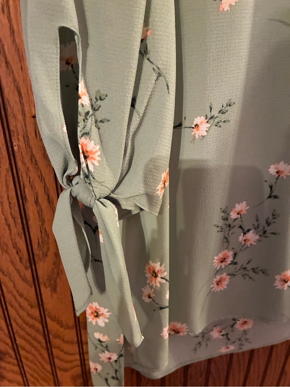 CeCe Sage Green Floral Tie-Sleeve Blouse - Picture 5 of 5